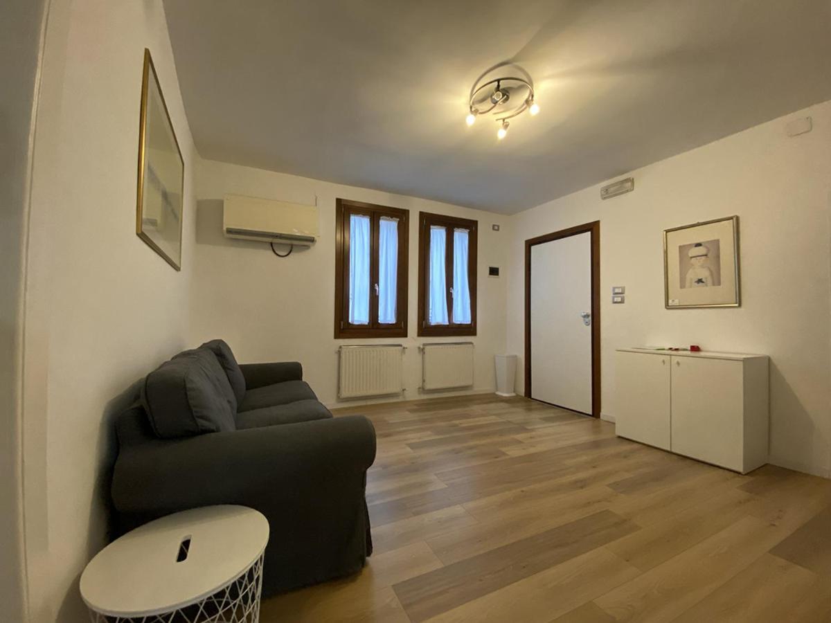 Ca' Veronese Apartment เวนิส ภายนอก รูปภาพ
